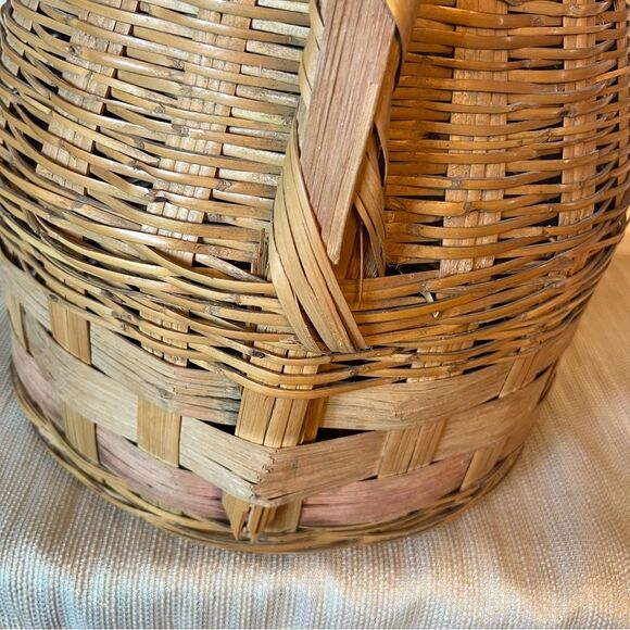VINTAGE! Market Basket w/Handle and Lid - Picture 11 of 14